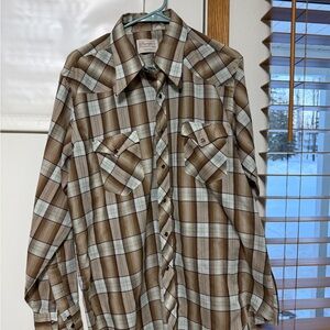 Wrangler Brown and Cream Plaid Shirt